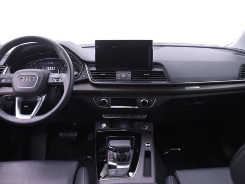 Certified 2024 Audi Q5 2.0T Premium w/ Convenience Package AWD/4WD image 8