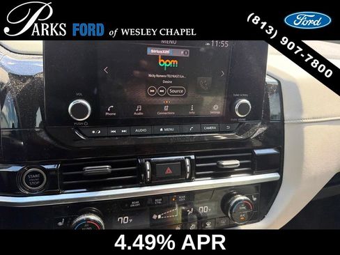 Used 2022 Nissan Pathfinder SV FWD image 12