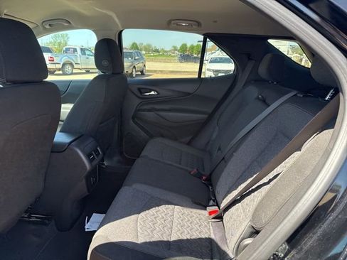 Used 2024 Chevrolet Equinox LT AWD/4WD image 18