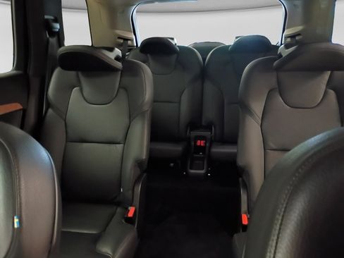 Used 2023 Volvo XC90 T8 Plus AWD/4WD image 11