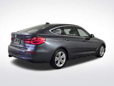 Used 2018 BMW 330i Gran Turismo xDrive w/ Premium Package AWD/4WD image 10