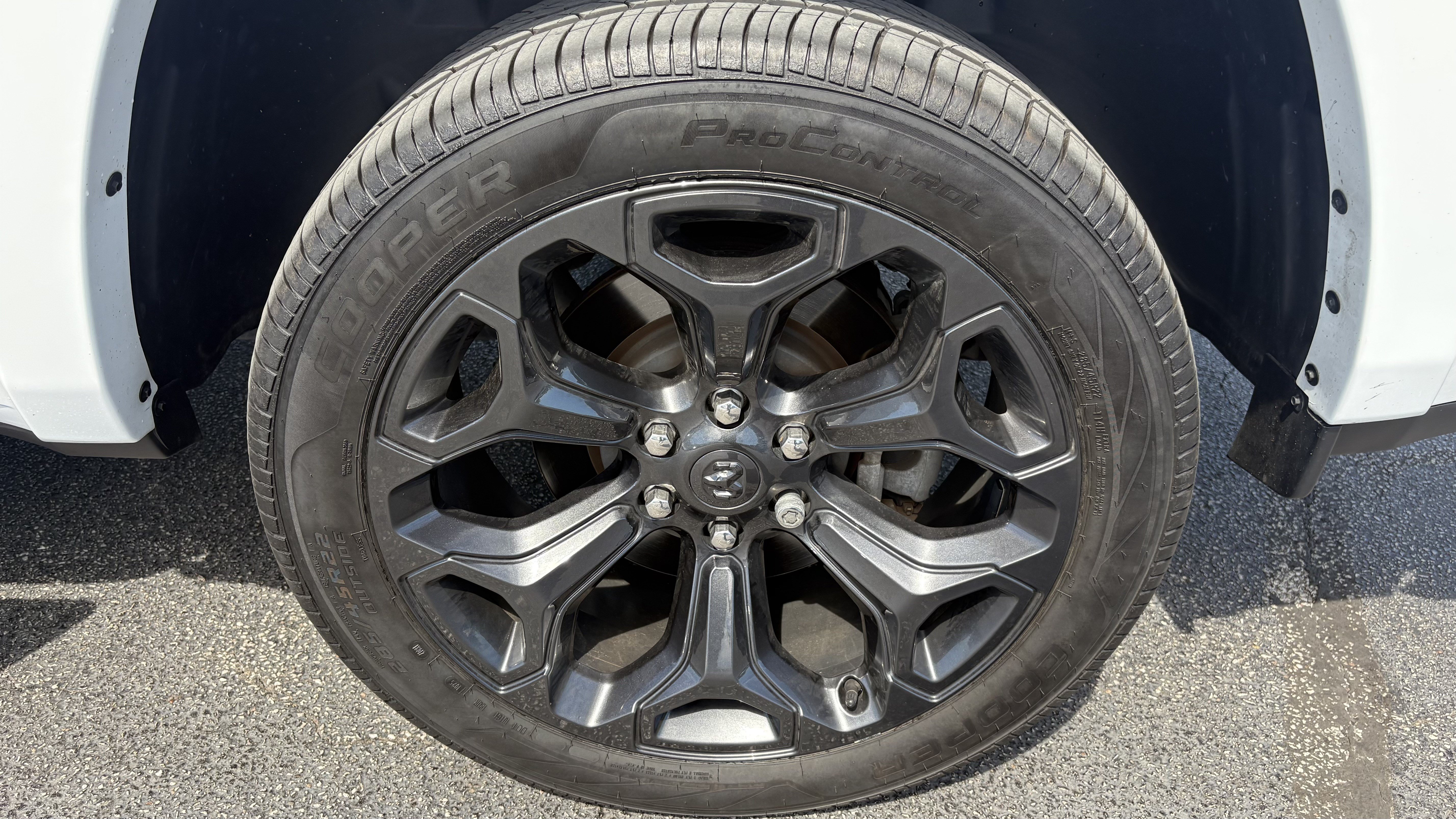Used 2023 RAM 1500 Limited w/ Night Edition AWD/4WD image 13