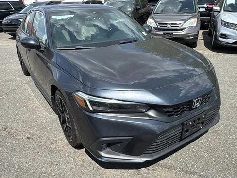 Used 2023 Honda Civic Sport Touring image 2