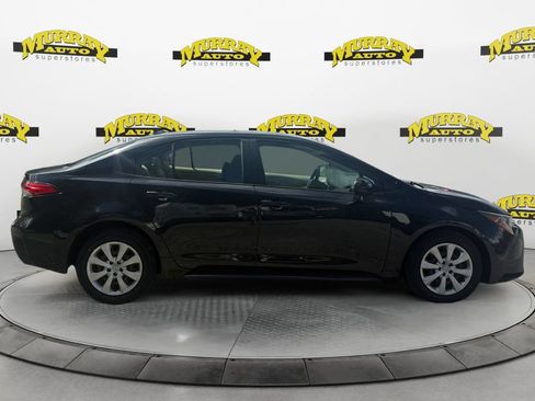 Used 2020 Toyota Corolla LE FWD image 6