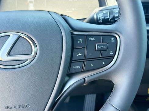 New 2026 Lexus UX 300h FWD image 38