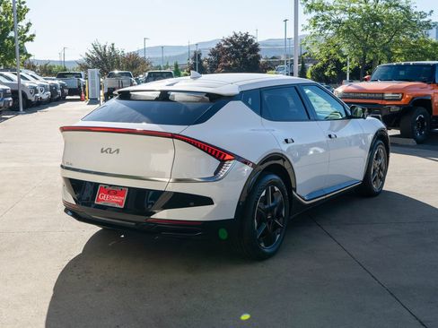 New 2026 Kia EV6 Wind AWD/4WD image 7
