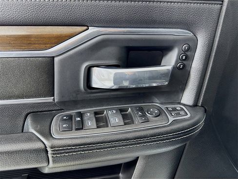 Used 2024 RAM 3500 Laramie image 20