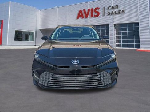 Used 2025 Toyota Camry LE FWD image 2