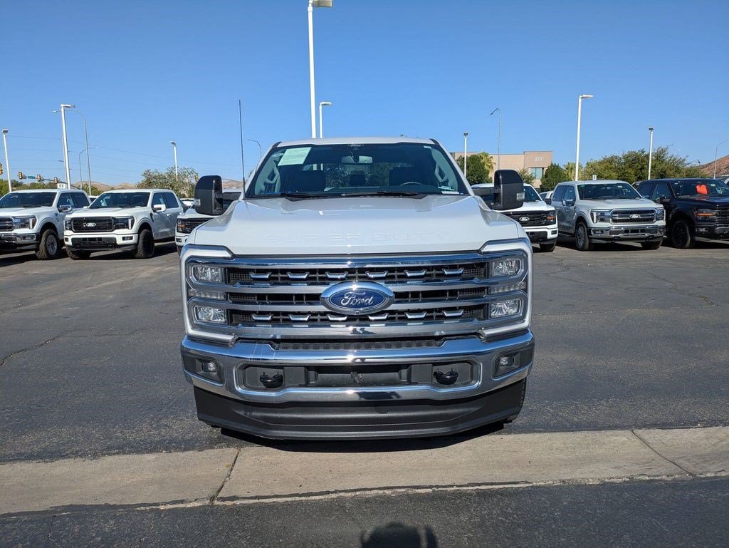 Used 2025 Ford F250 Lariat AWD/4WD image 8