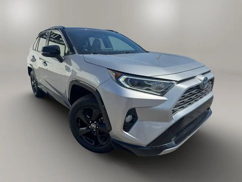 Used 2021 Toyota RAV4 XSE w/ XSE Grade Weather Package AWD/4WD image 3
