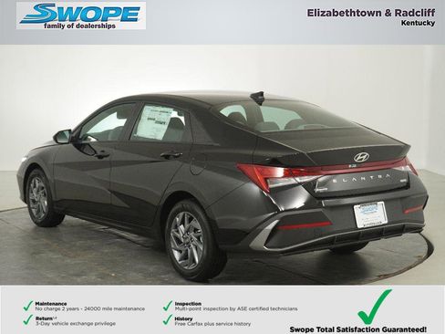 New 2026 Hyundai Elantra Hybrid FWD image 5