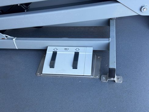 Used 2023 Mercedes-Benz Sprinter 3500 w/ Acoustic Package image 54