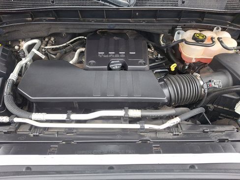 Used 2022 GMC Sierra 1500 SLE image 29