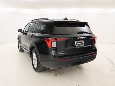 Used 2025 Ford Explorer Active image 24
