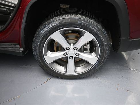 Used 2022 Jeep Grand Cherokee L Limited image 23