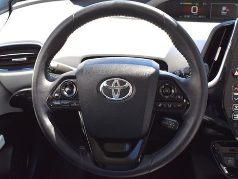 Used 2021 Toyota Prius Limited FWD image 13