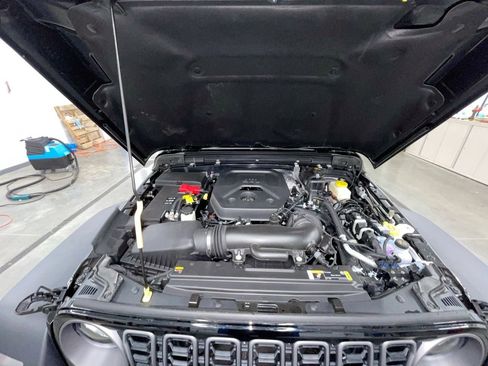 New 2025 Jeep Wrangler Unlimited Sport image 12