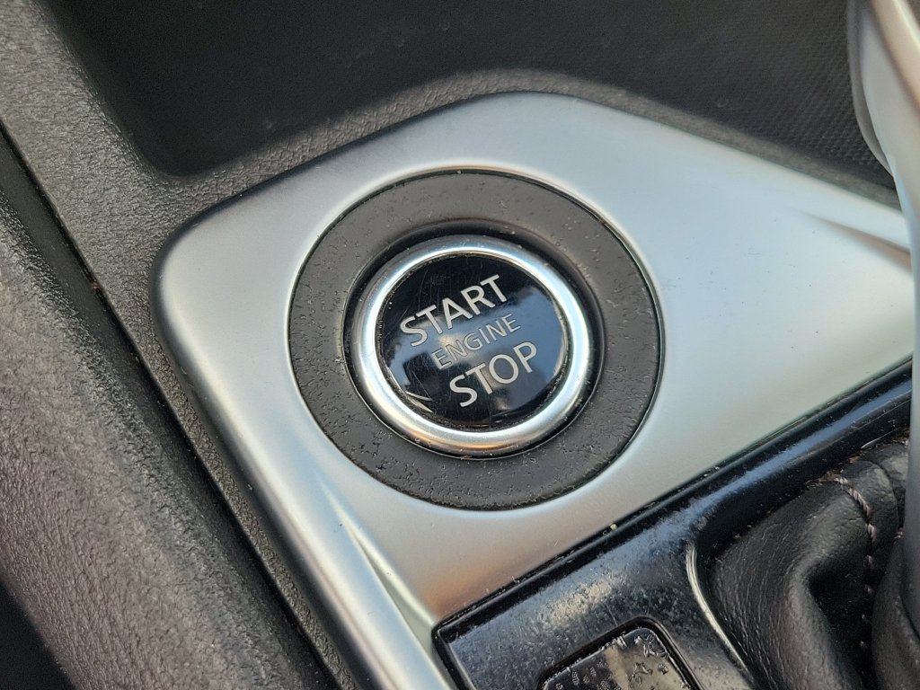 Certified 2025 Nissan Sentra SV FWD image 28