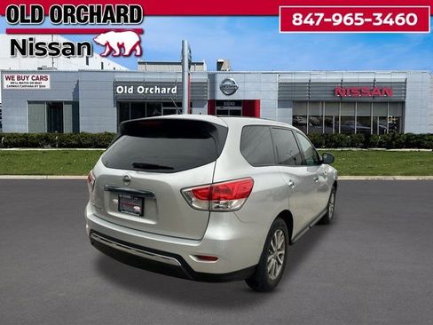 Used 2014 Nissan Pathfinder S image 4