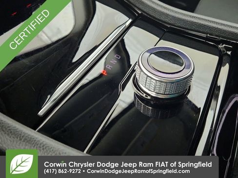 Used 2023 Jeep Grand Cherokee Laredo w/ Luxury Tech Group I AWD/4WD image 28