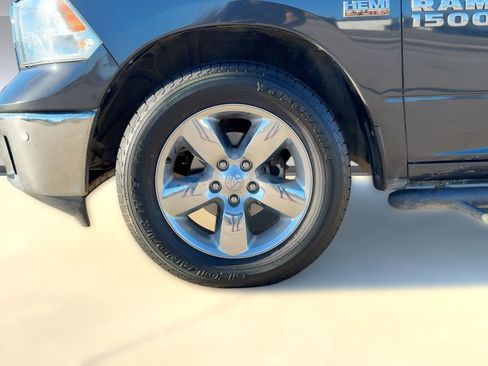 Used 2017 RAM 1500 Lone Star image 11