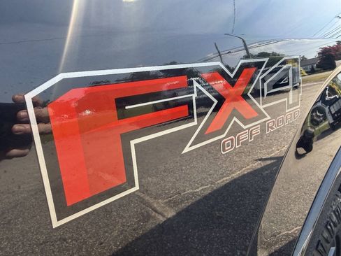 Used 2015 Ford F150 Lariat w/ Equipment Group 502A Luxury AWD/4WD image 35