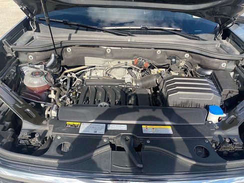 Used 2022 Volkswagen Atlas SE image 33