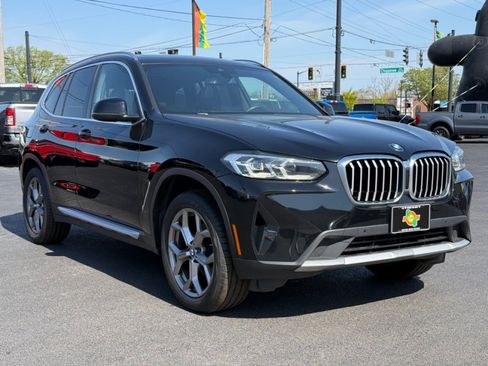 Used 2022 BMW X3 xDrive30i AWD/4WD image 2