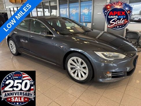 Used 2018 Tesla Model S 100D AWD/4WD image 1