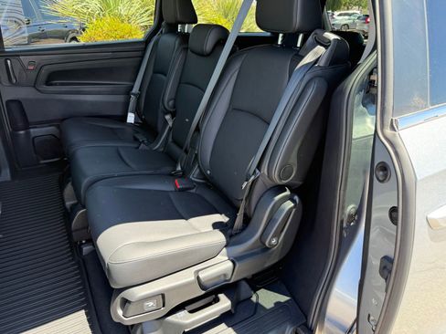Certified 2025 Honda Odyssey EX-L image 37