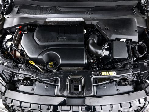 Used 2021 Land Rover Discovery Sport SE R-Dynamic image 24