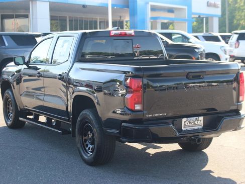Used 2024 Chevrolet Colorado Z71 w/ Z71 Convenience Package 2 AWD/4WD image 5