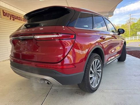 Used 2023 Lincoln Corsair Reserve w/ Equipment Group 201A AWD/4WD image 3