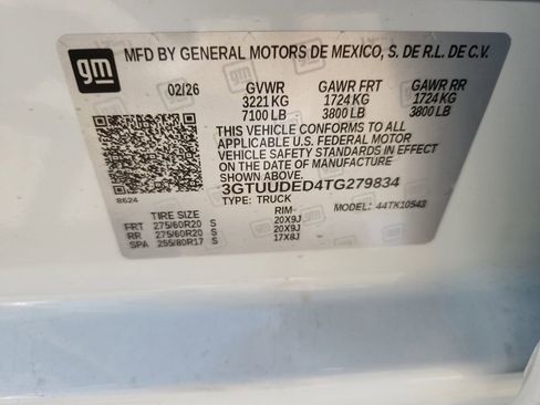 New 2026 GMC Sierra 1500 SLT w/ SLT Premium Plus Package image 11