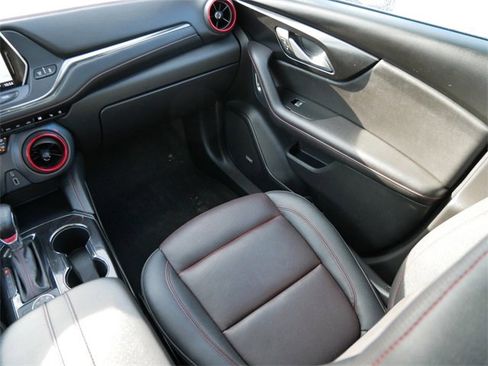 Certified 2022 Chevrolet Blazer RS w/ Enhanced Convenience Package image 11