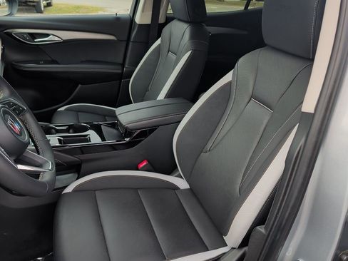 Certified 2025 Buick Envision Sport Touring image 12