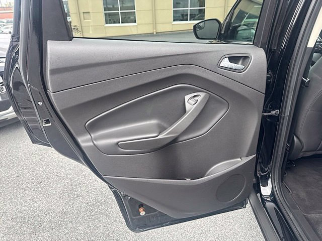 Used 2017 Ford Escape SE AWD/4WD image 17