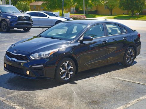 Used 2020 Kia Forte LXS FWD image 3