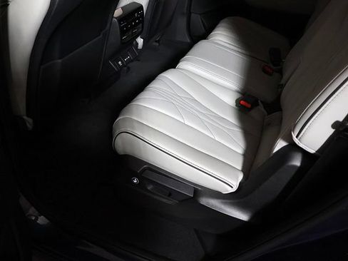 Certified 2026 Acura MDX SH-AWD w/ Advance Package image 30