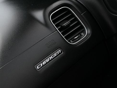 Used 2019 Dodge Charger Scat Pack w/ Plus Group RWD image 26