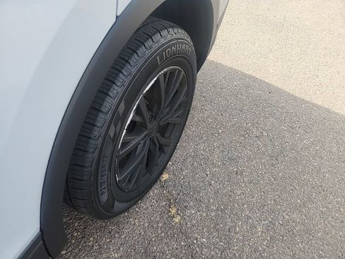 Used 2019 Volkswagen Tiguan SE AWD/4WD image 9