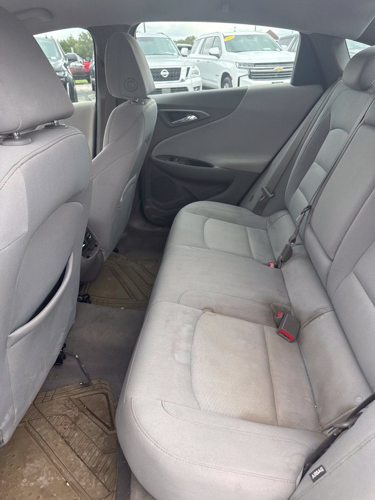 Used 2022 Chevrolet Malibu LT FWD image 7