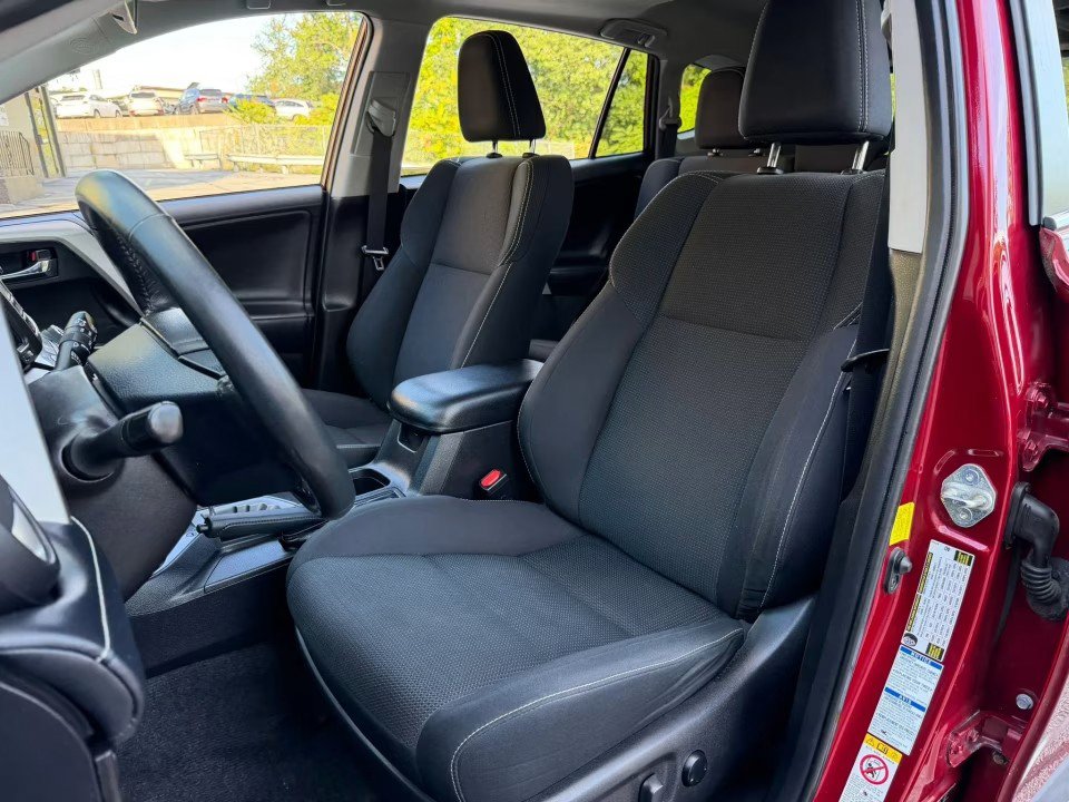 Used 2018 Toyota RAV4 Adventure w/ Cold Weather Package AWD/4WD image 11