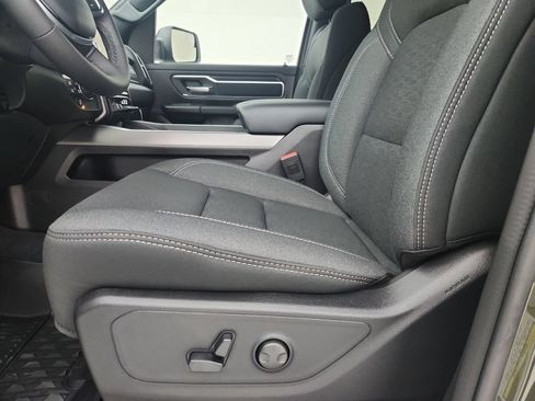 New 2026 RAM 1500 Big Horn AWD/4WD image 19