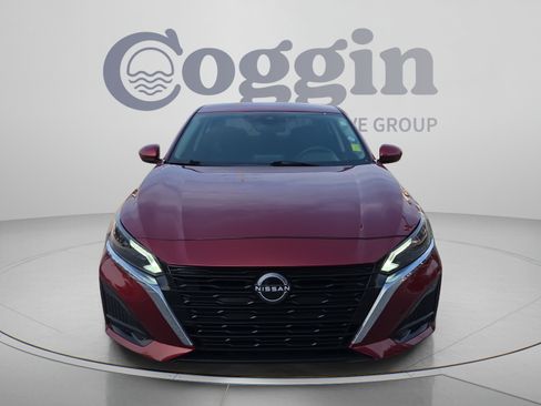 Used 2023 Nissan Altima 2.5 SV FWD image 8