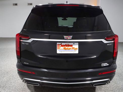 Used 2024 Cadillac XT6 Premium Luxury AWD/4WD image 8