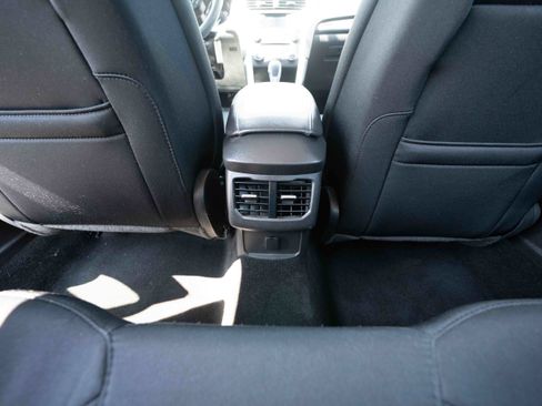 Used 2014 Ford Fusion SE FWD image 22