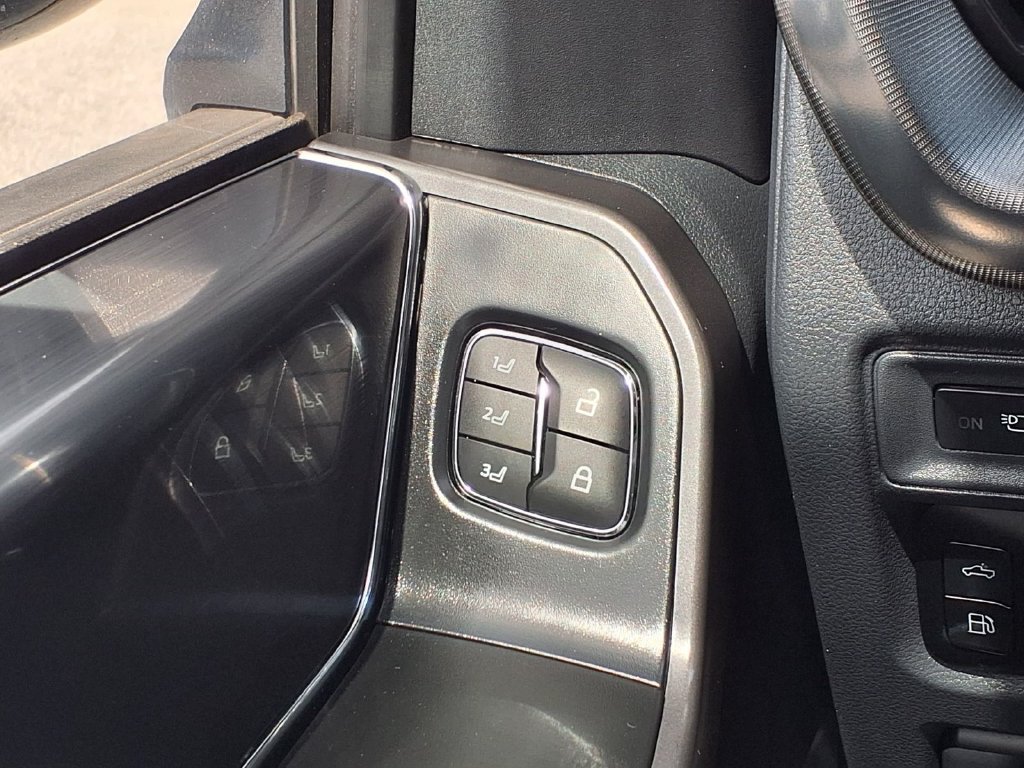 Used 2024 Ford F150 Lariat AWD/4WD image 40