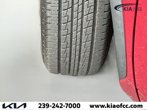 Used 2022 Toyota Highlander XLE image 45