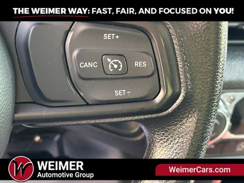 Used 2024 Jeep Gladiator Sport AWD/4WD image 11